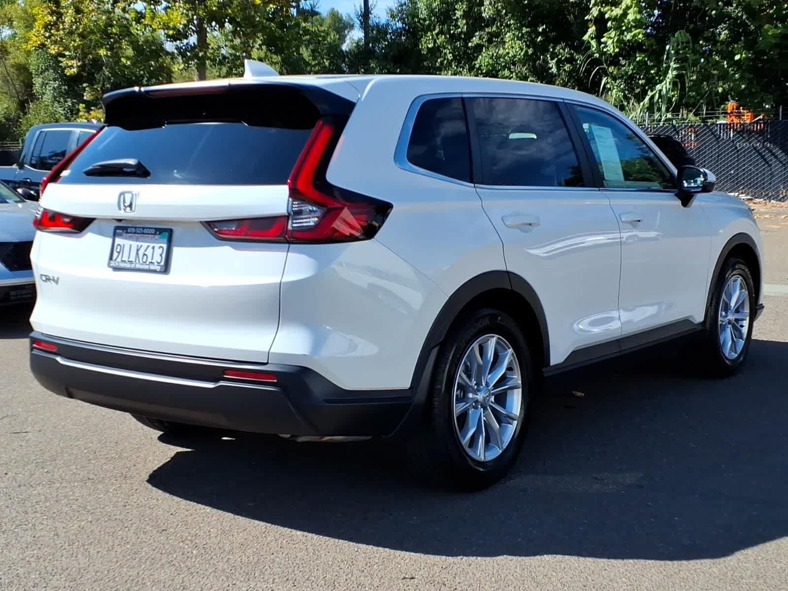 Used 2024 Honda CR-V EX image 4