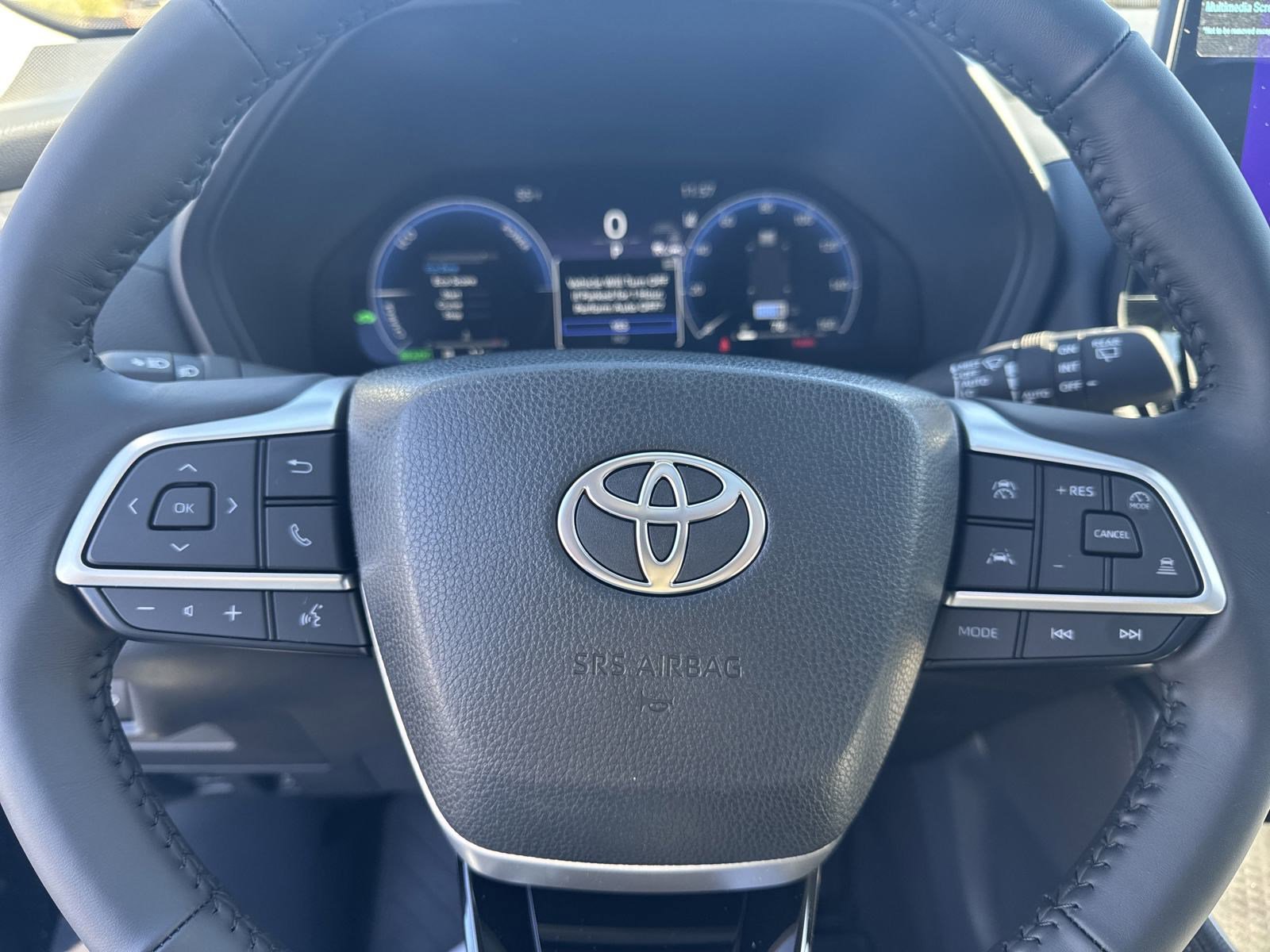 New 2025 Toyota Grand Highlander AWD Hybrid image 18