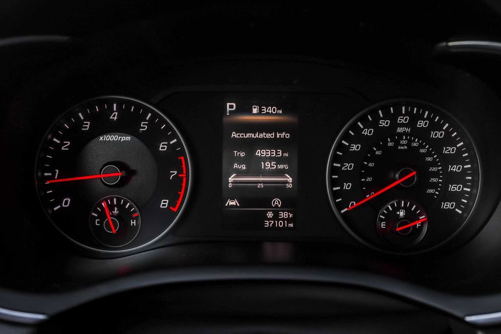 Used 2022 Kia Stinger GT-Line w/ Sun & Sound Package image 26