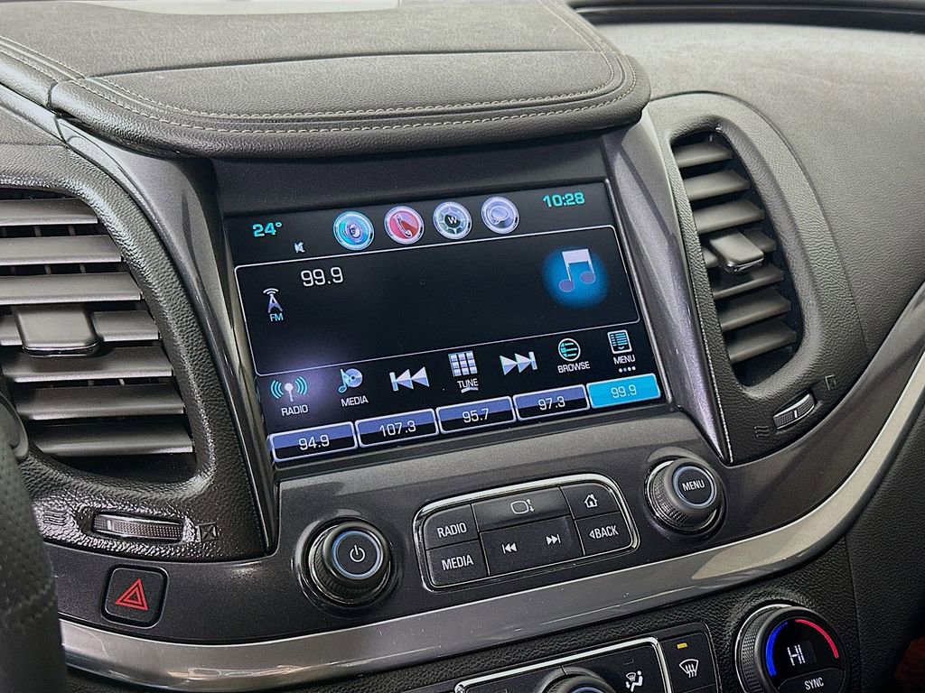 Used 2017 Chevrolet Impala LT image 17