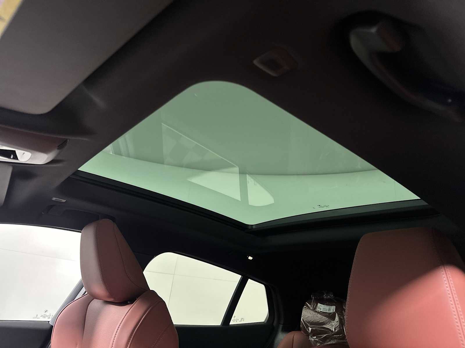 New 2026 BMW X2 xDrive28i w/ Technology Package image 18