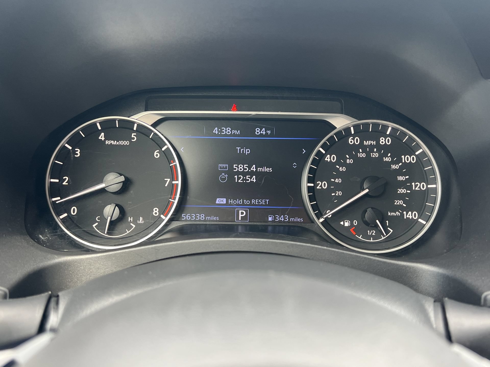 Used 2024 Nissan Altima 2.5 SR FWD image 12