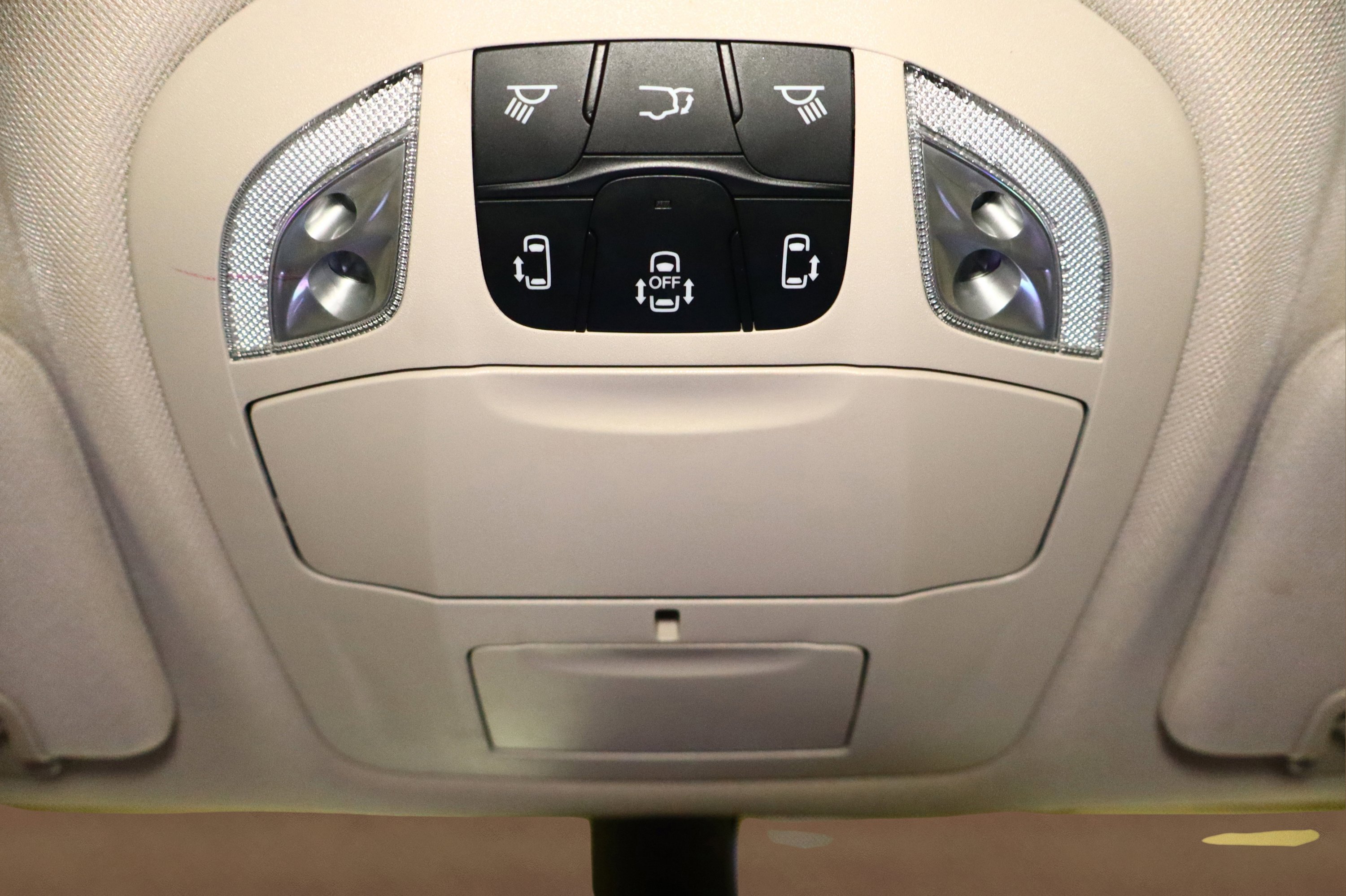 Used 2024 Chrysler Pacifica Touring-L image 40