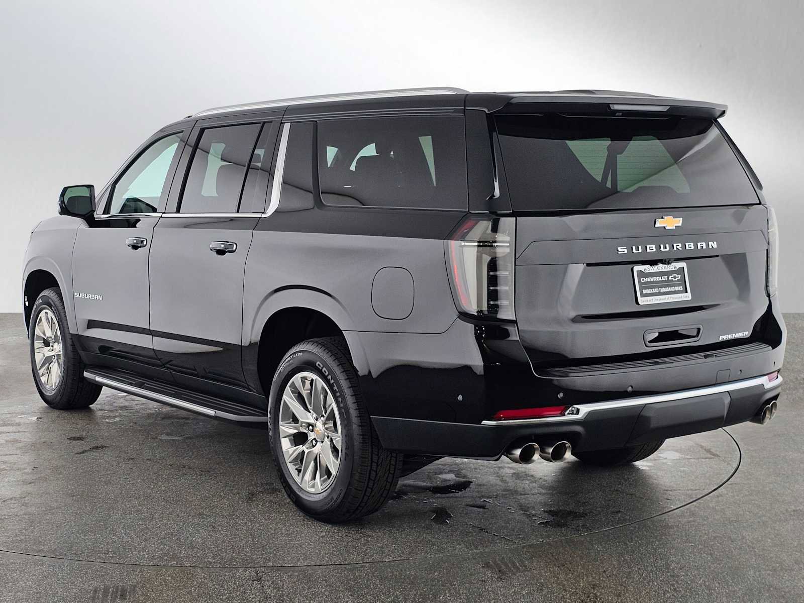 New 2026 Chevrolet Suburban Premier w/ Sun And Tow Package AWD/4WD image 5