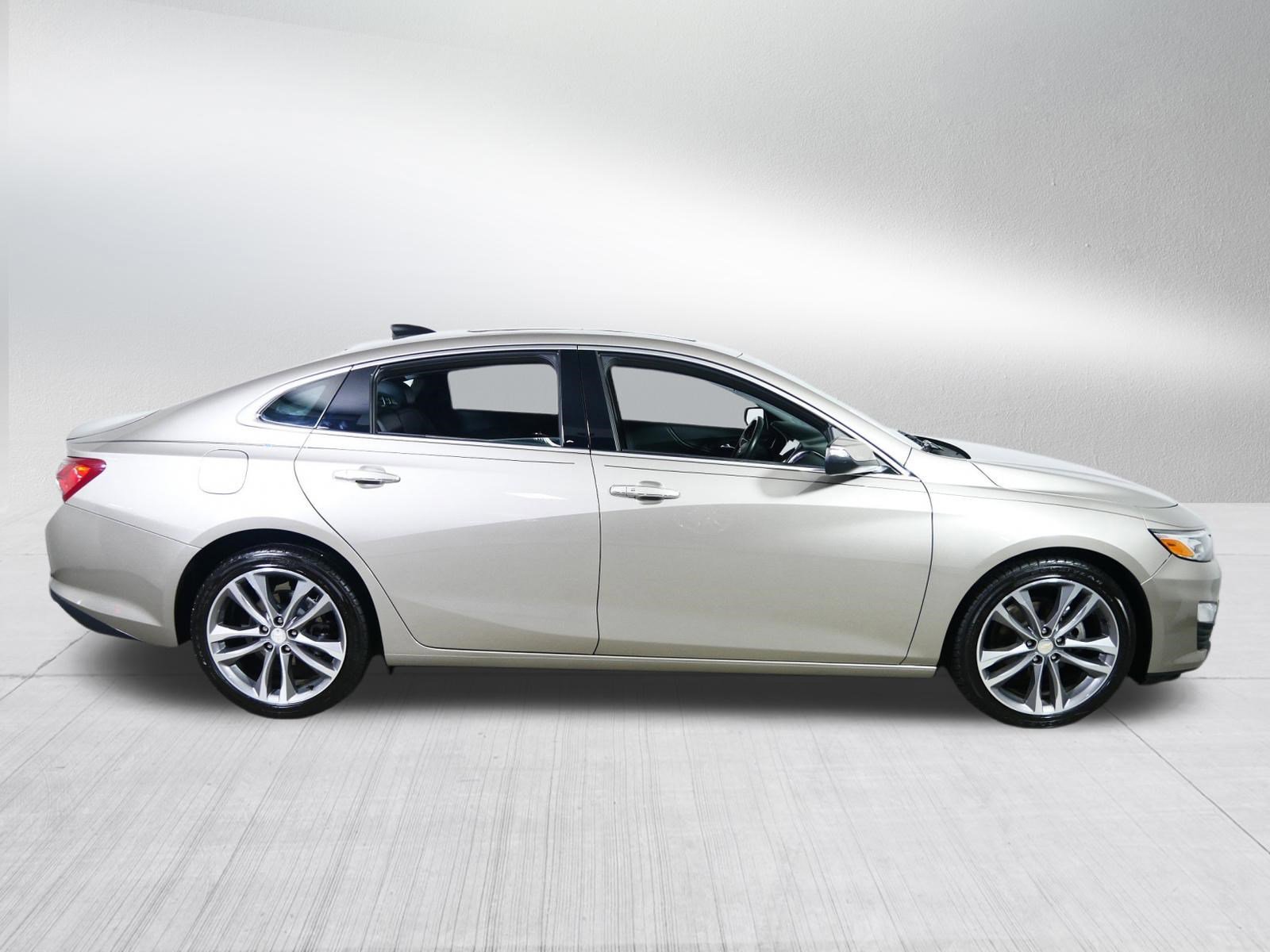 Used 2022 Chevrolet Malibu Premier image 8