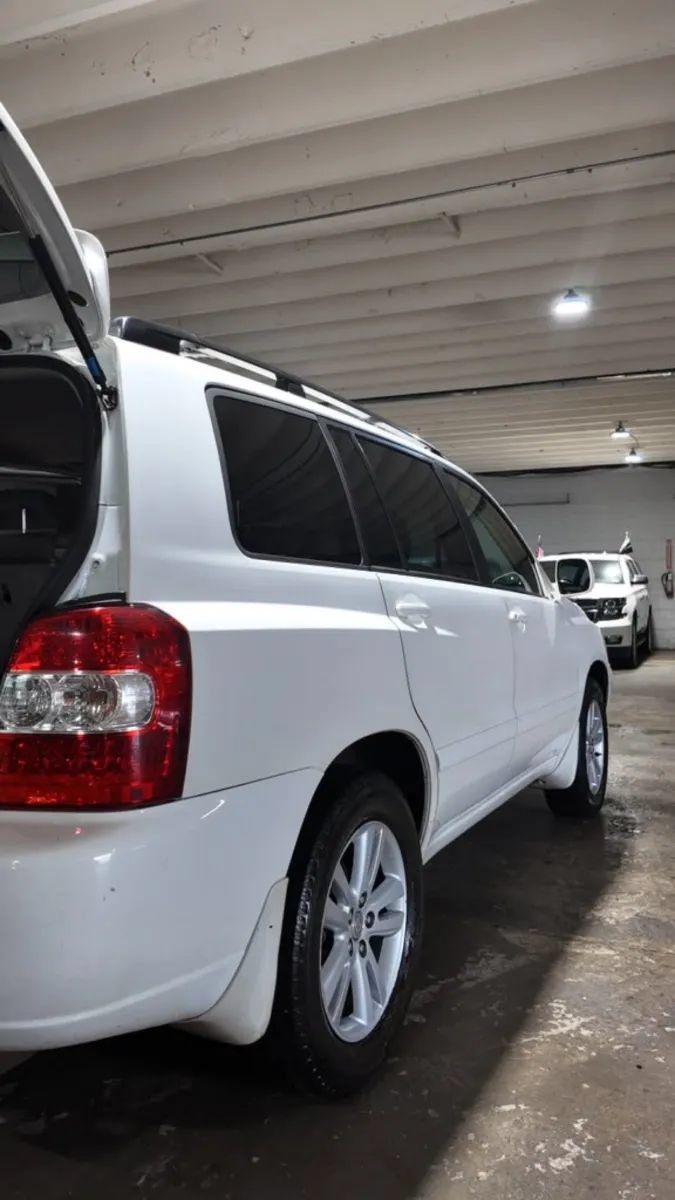 Used 2006 Toyota Highlander 2WD Hybrid image 8