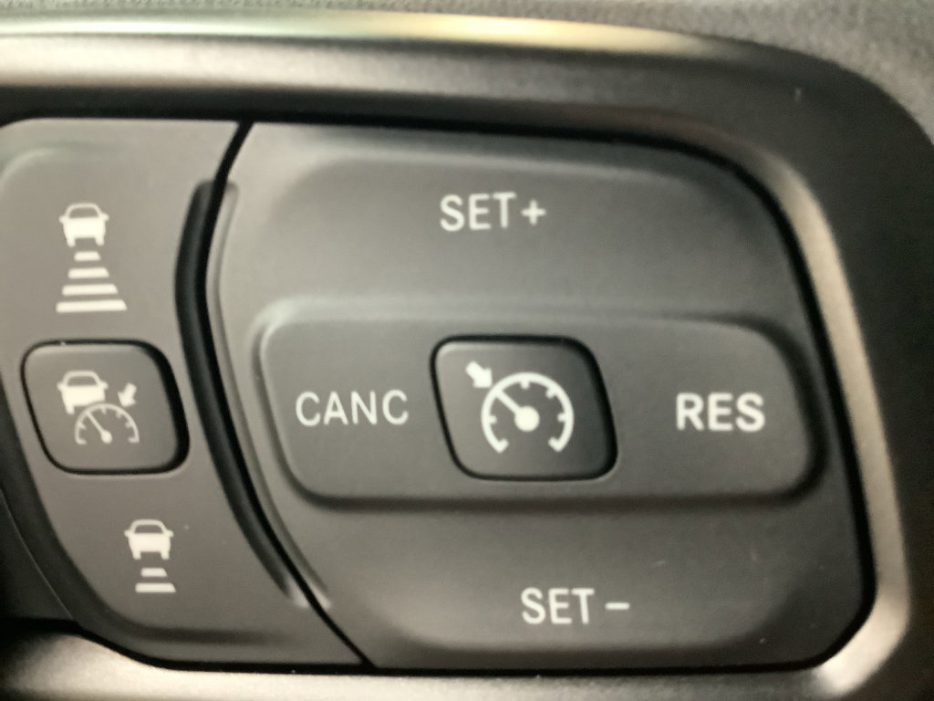 New 2026 Jeep Gladiator Sport AWD/4WD image 17