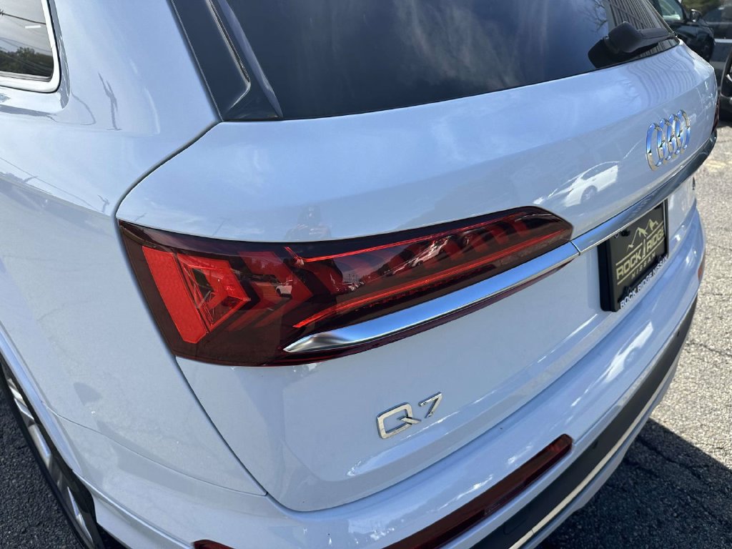 Used 2020 Audi Q7 3.0T Prestige AWD/4WD image 10