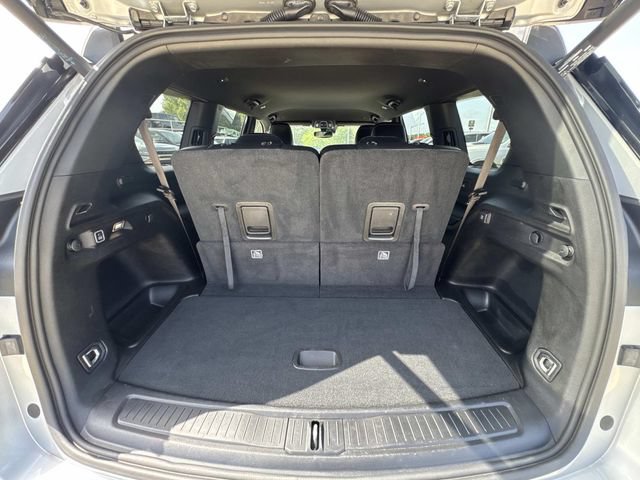 Used 2023 Jeep Grand Cherokee L Laredo RWD image 13