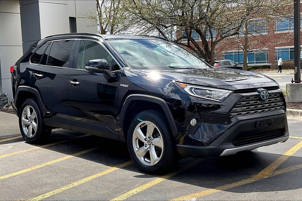 Used 2019 Toyota RAV4 Limited AWD/4WD image 38