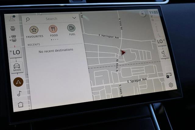 New 2026 Land Rover Range Rover Evoque Dynamic SE AWD/4WD image 19