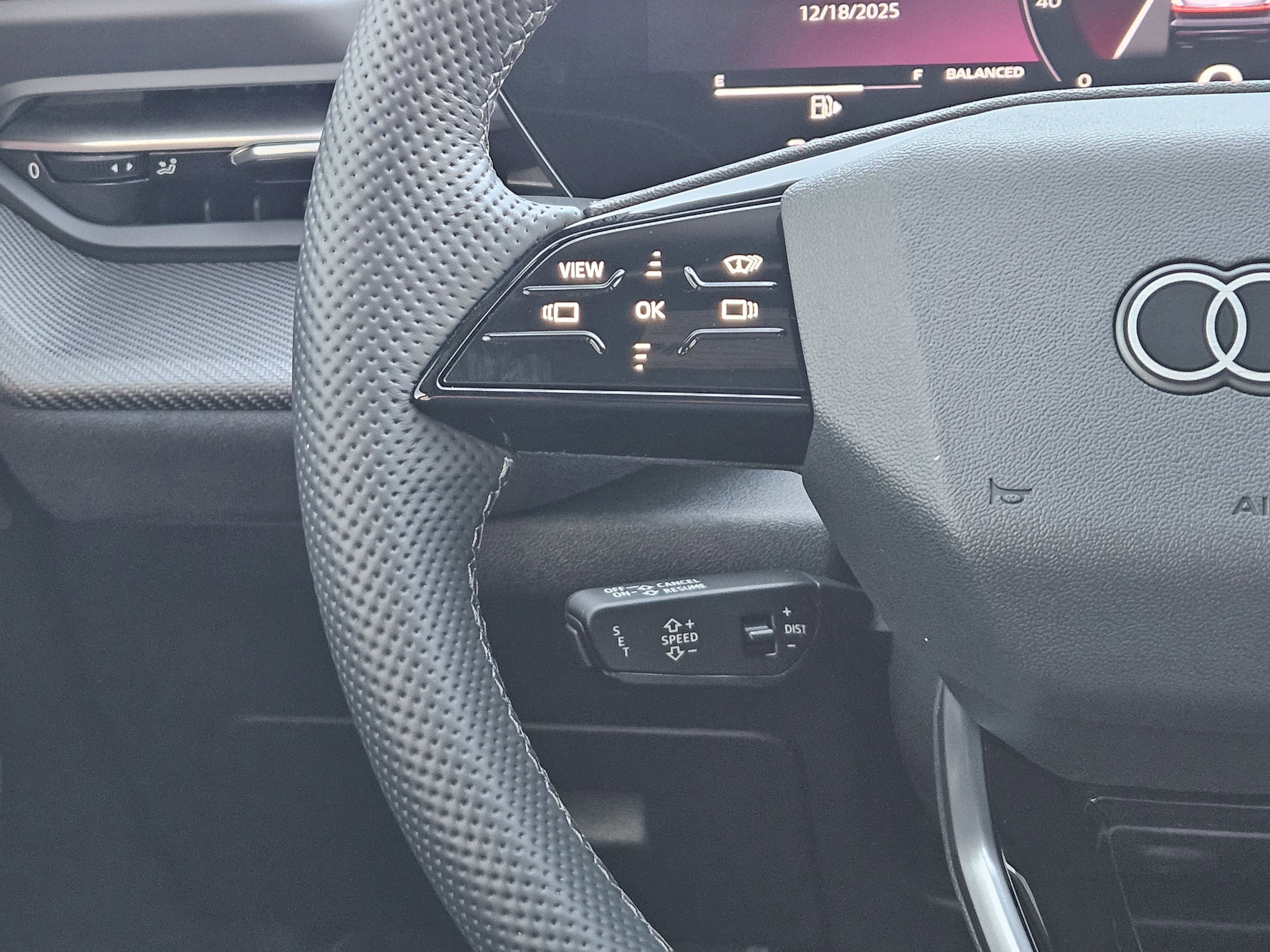 Used 2025 Audi SQ5 Prestige image 26