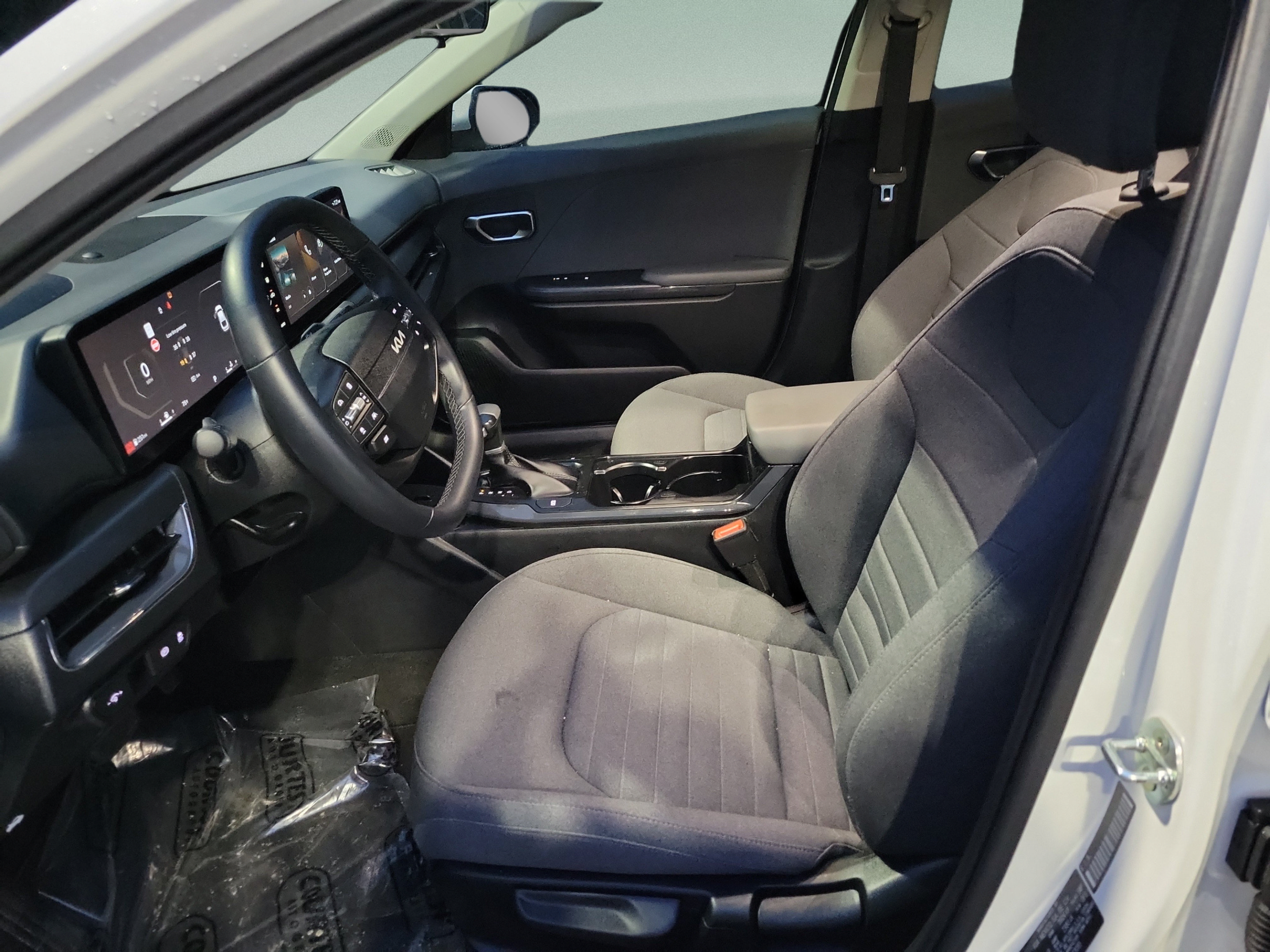 Certified 2025 Kia K4 EX FWD image 16
