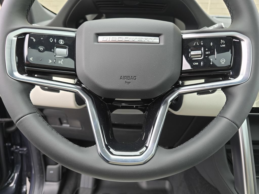 New 2025 Land Rover Discovery Sport Dynamic SE AWD/4WD image 29