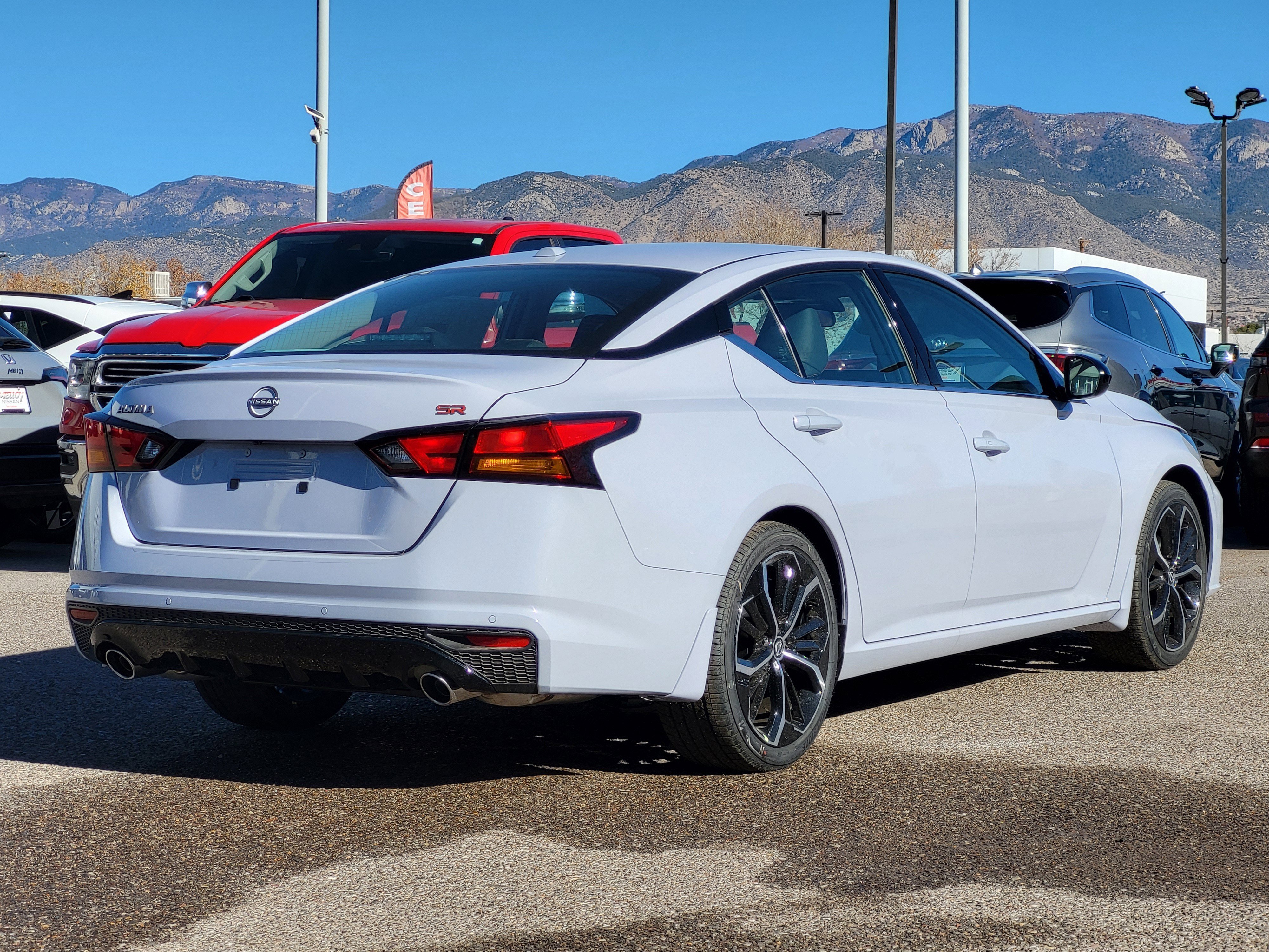 New 2025 Nissan Altima 2.5 SR w/ SR Premium Package image 4