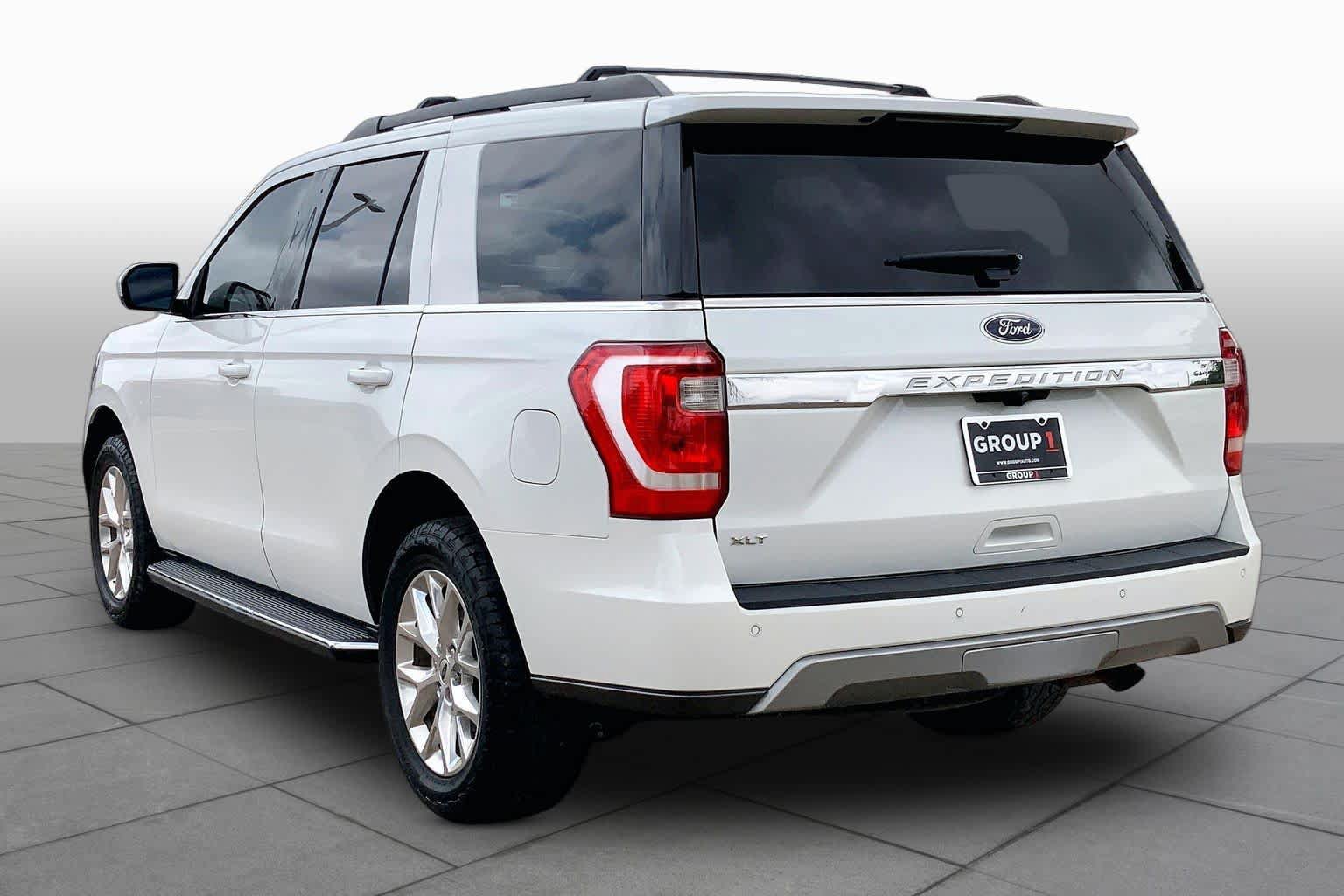 Used 2020 Ford Expedition XLT w/ Equipment Group 202A RWD image 12