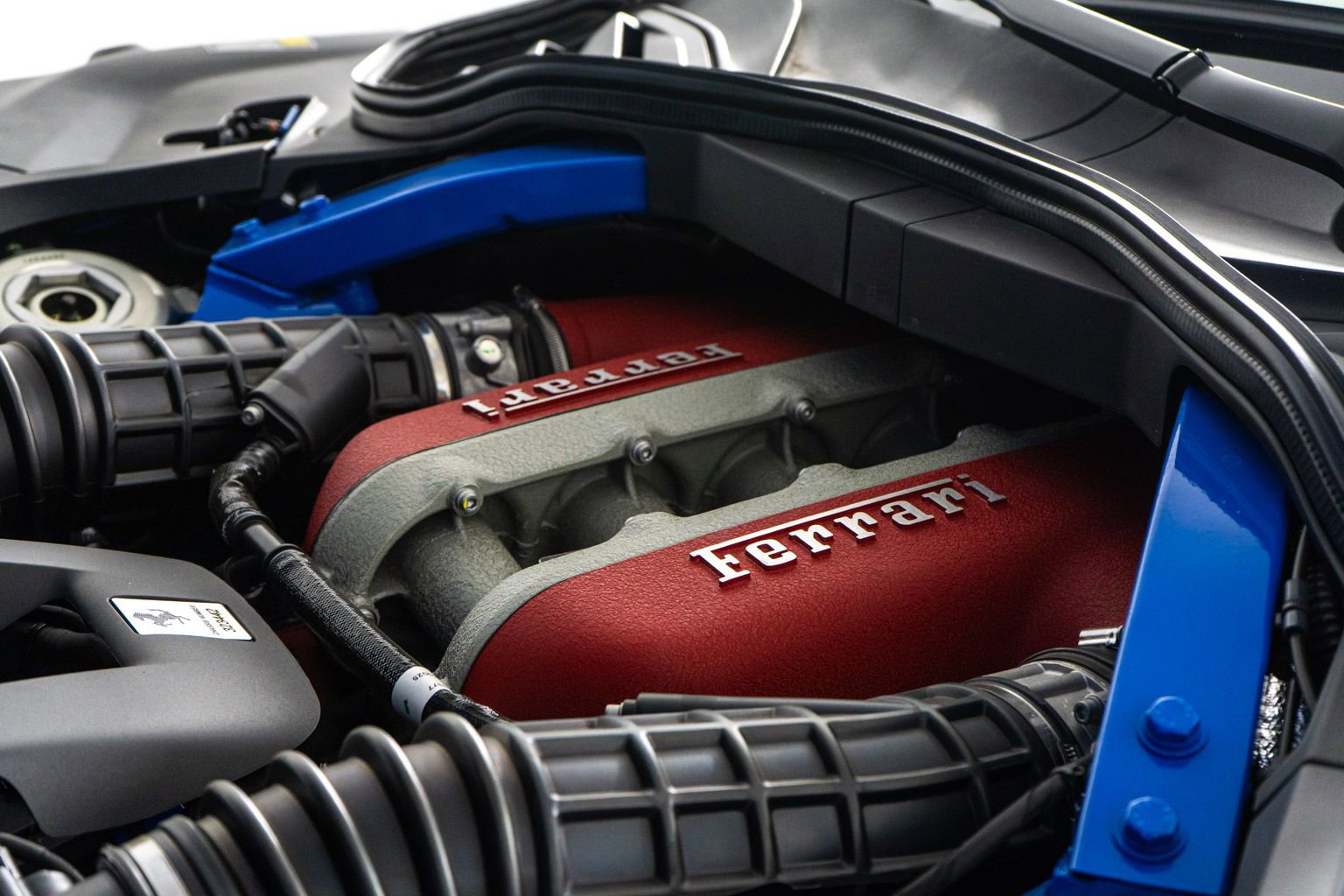 Certified 2025 Ferrari Purosangue image 41