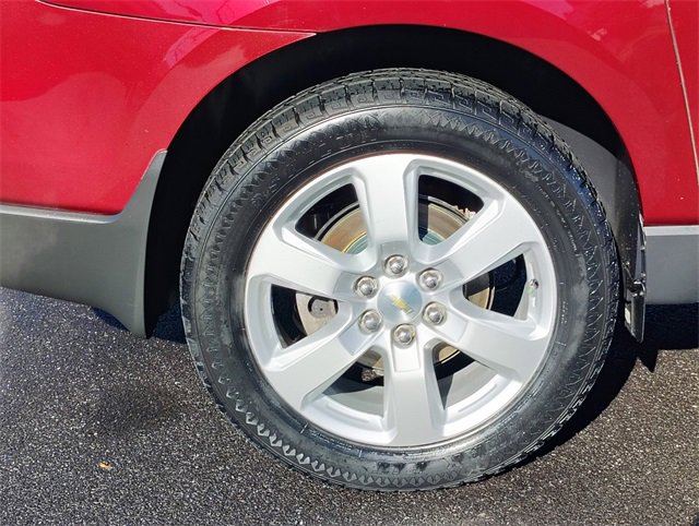Used 2017 Chevrolet Traverse LT w/ Style and Technology Package image 5