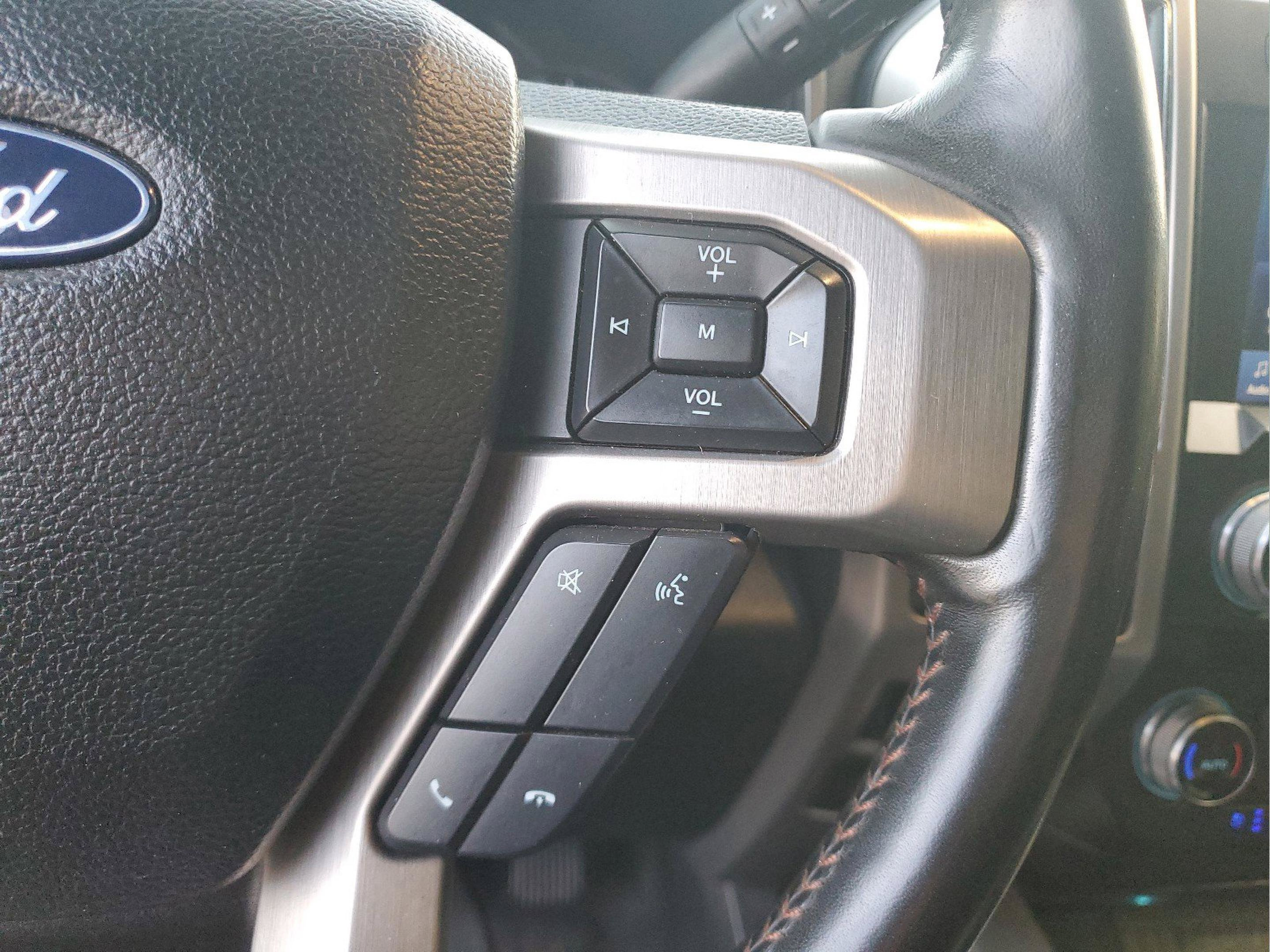 Used 2021 Ford F350 Platinum w/ Tremor Off-Road Package AWD/4WD image 23