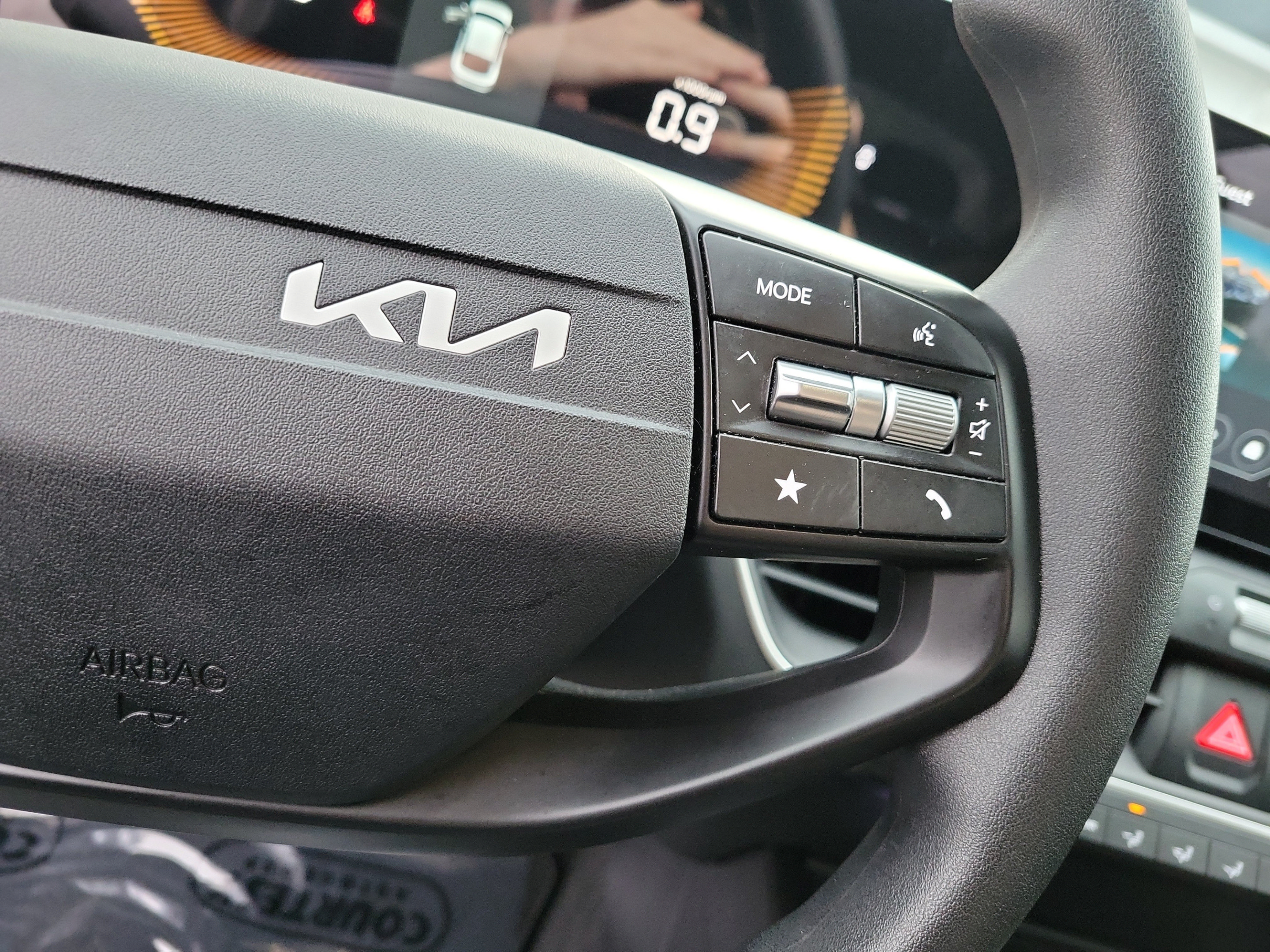 Certified 2025 Kia K4 FWD image 25