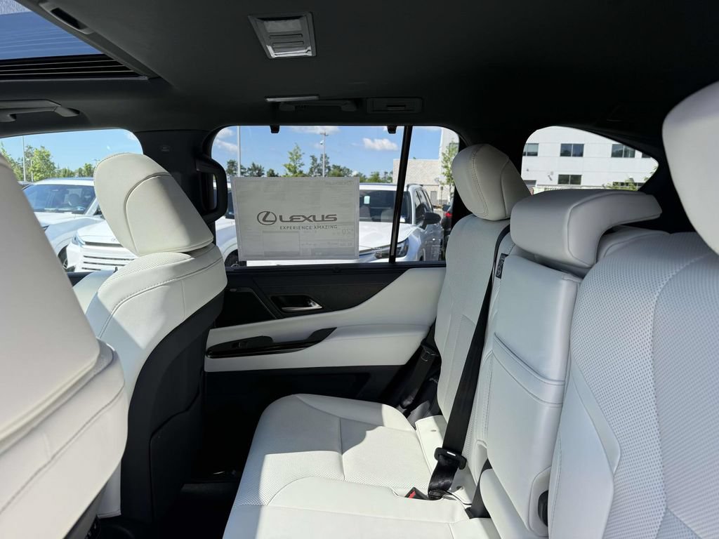 New 2026 Lexus LX 700h Luxury AWD/4WD image 13