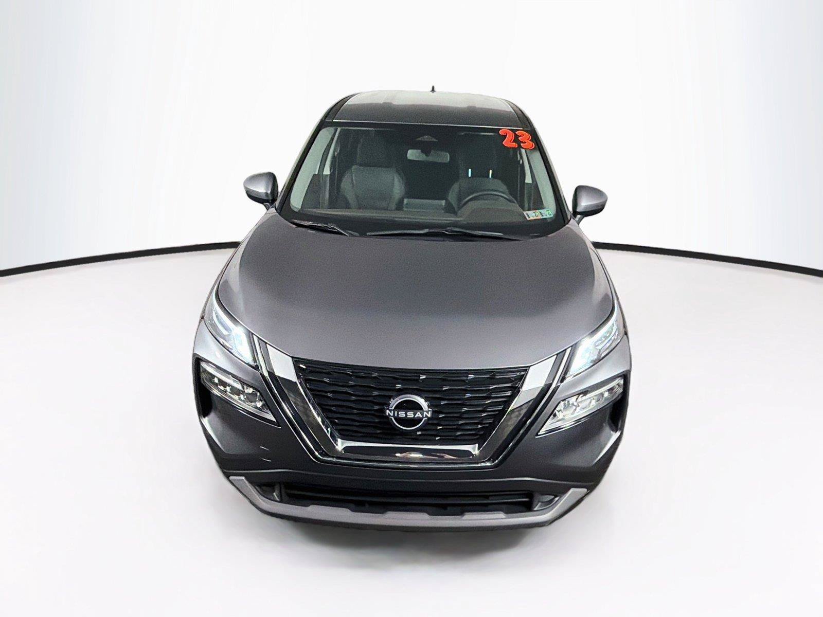 Used 2023 Nissan Rogue SV AWD/4WD image 13