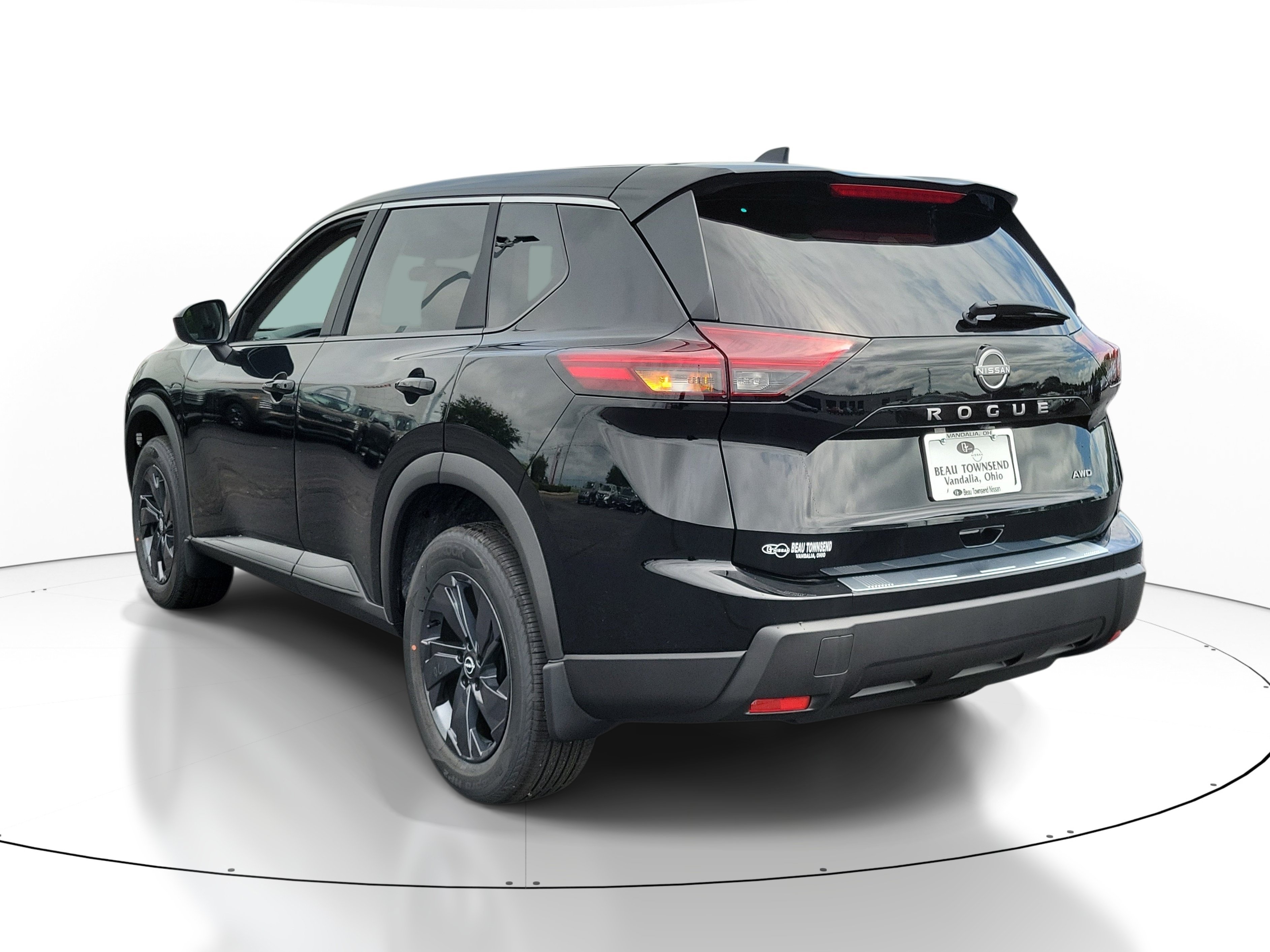 New 2026 Nissan Rogue SV w/ Cold Weather Package AWD/4WD image 3
