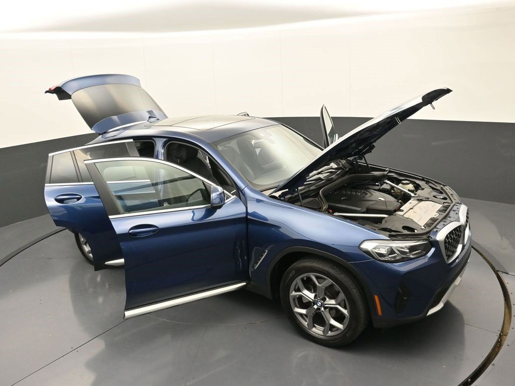 Used 2024 BMW X4 xDrive30i image 37