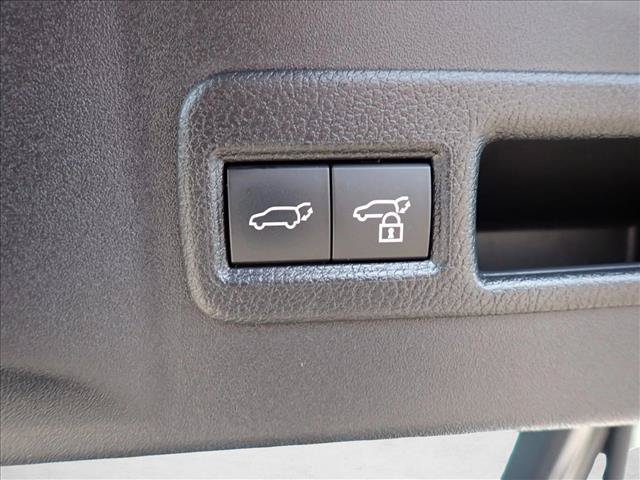 Certified 2023 Subaru Solterra AWD image 8