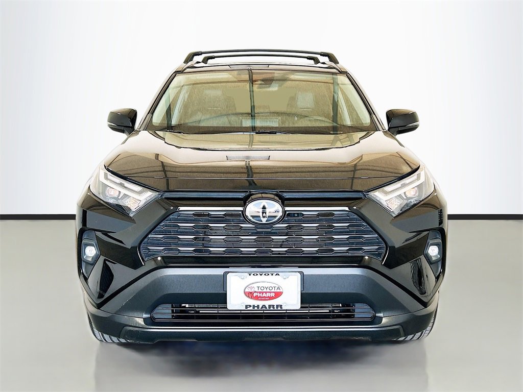 Used 2023 Toyota RAV4 XLE Premium image 2