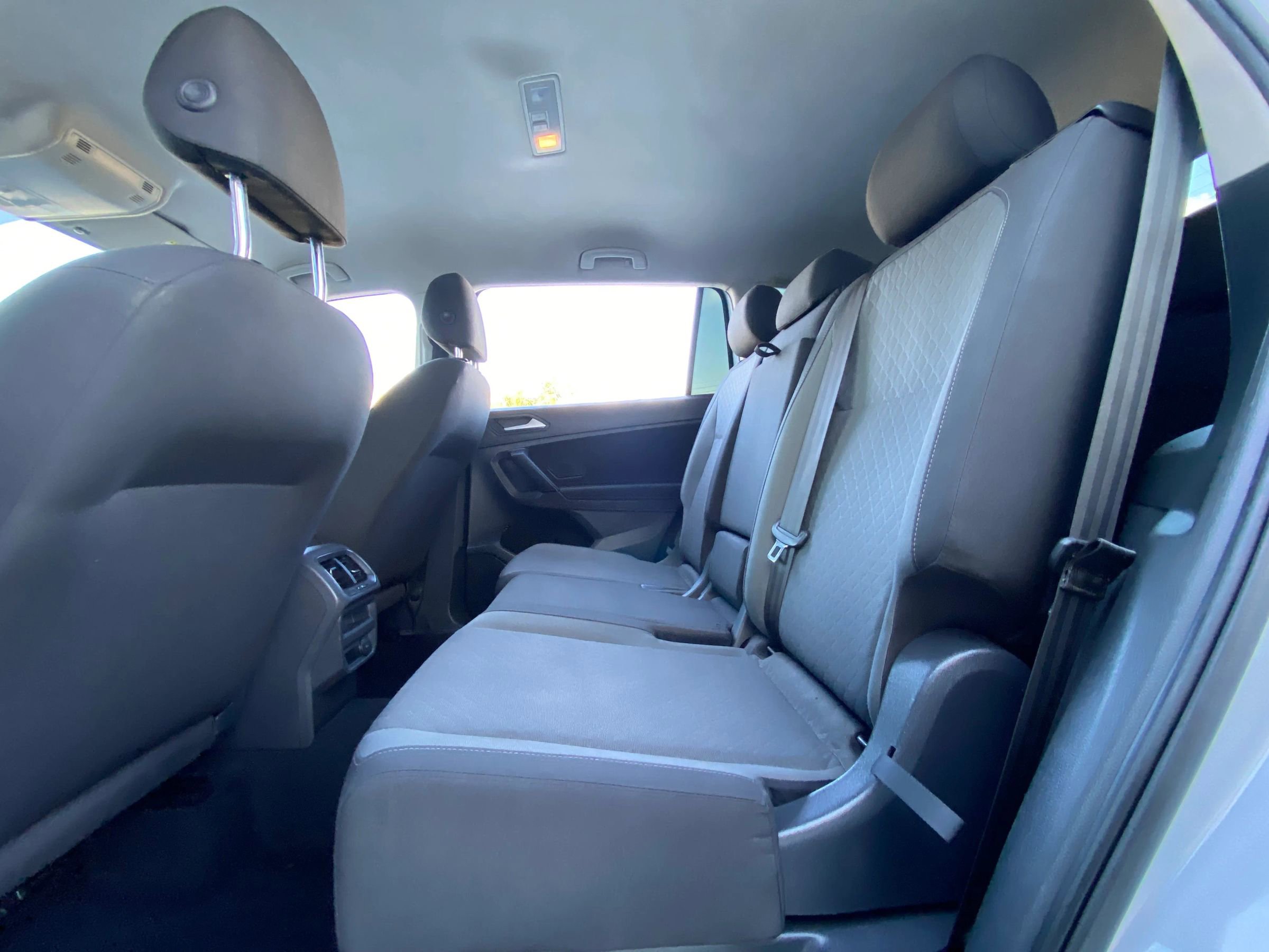 Used 2019 Volkswagen Tiguan S image 23