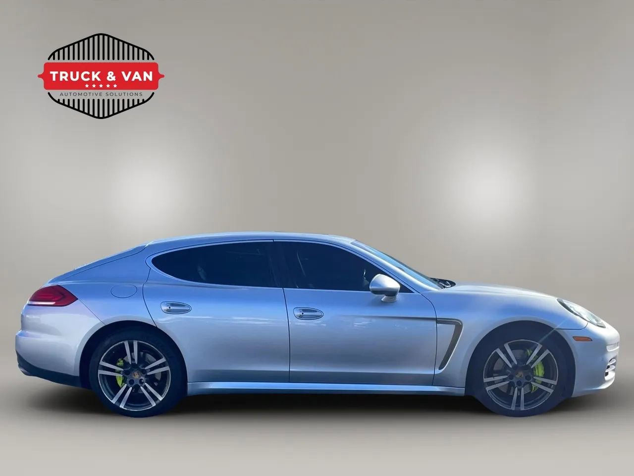 Used 2015 Porsche Panamera S RWD image 7