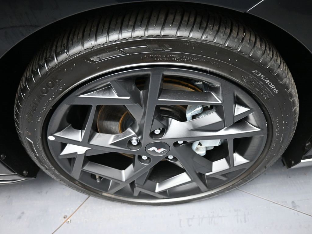 Used 2025 Hyundai Elantra N Line image 13