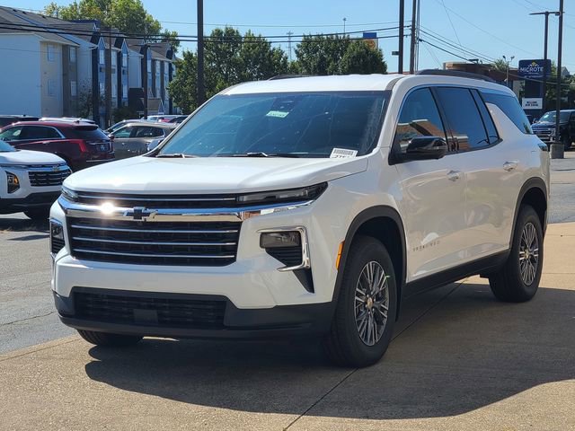 New 2026 Chevrolet Traverse LT w/ Driver Confidence Package image 9