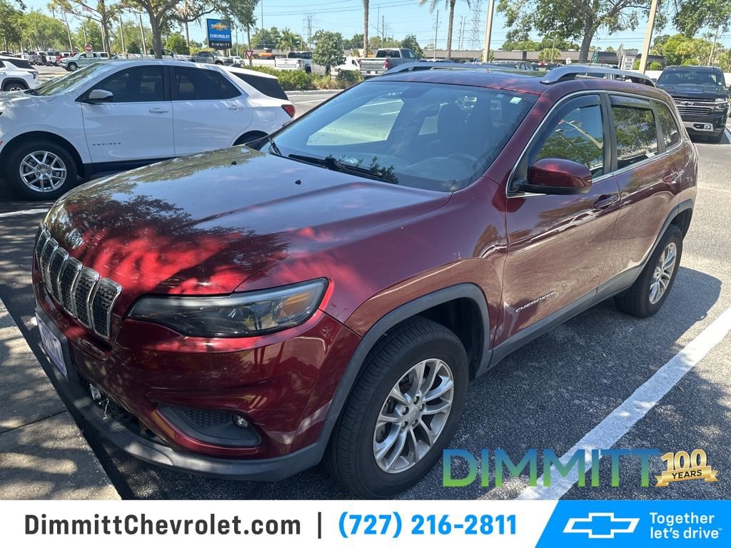 Used 2019 Jeep Cherokee Latitude Plus w/ Comfort/Convenience Group AWD/4WD image 1