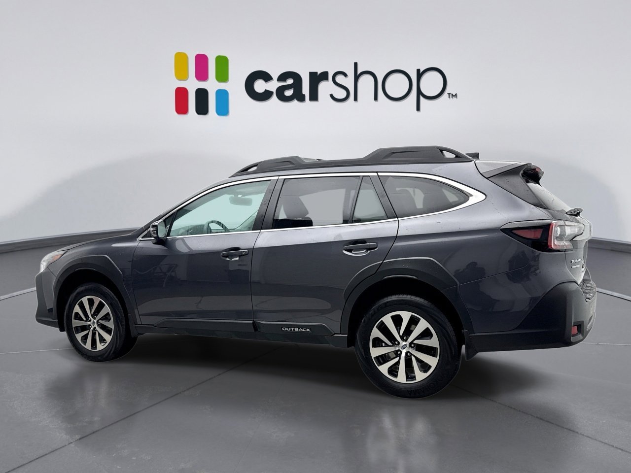 Used 2023 Subaru Outback Premium image 3