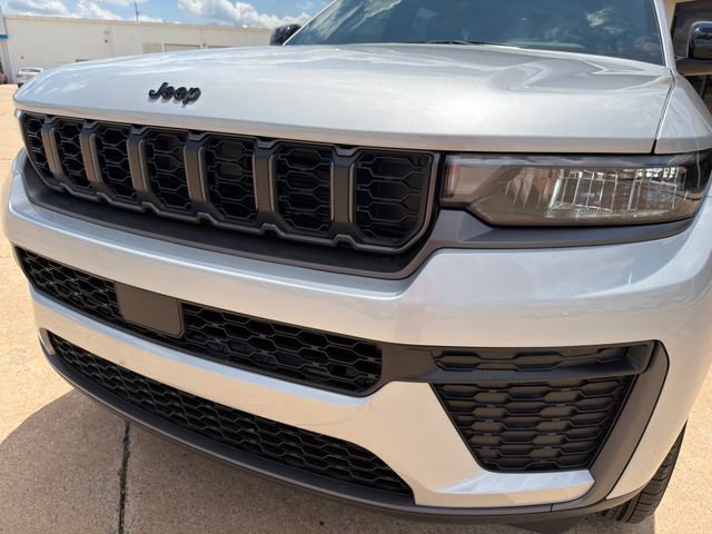 New 2026 Jeep Grand Cherokee L 4WD image 6