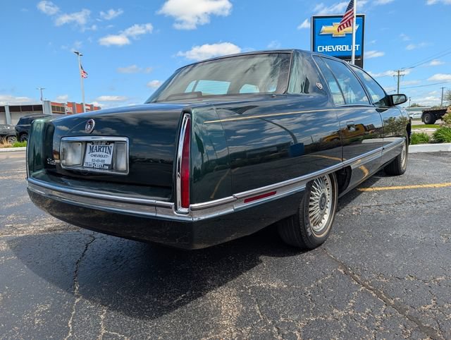 Used 1995 Cadillac De Ville Sedan FWD image 3