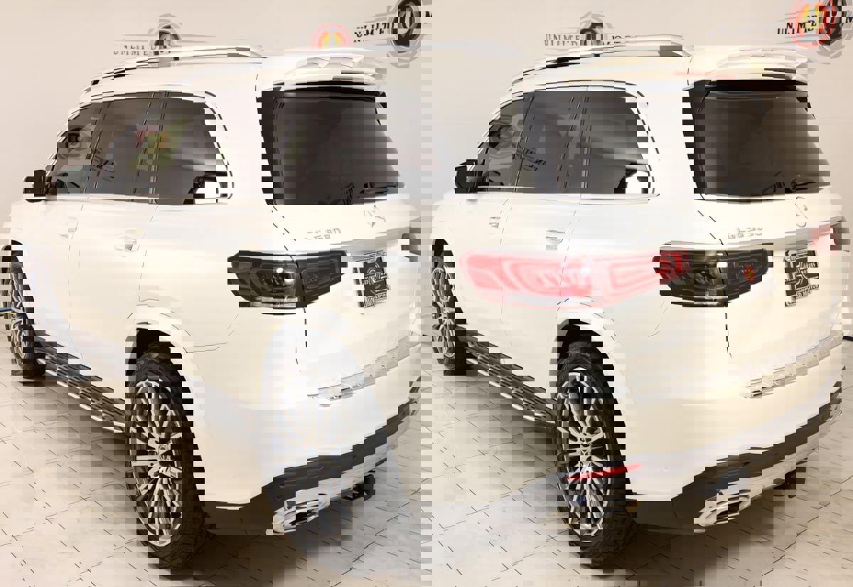 Used 2023 Mercedes-Benz GLS 580 4MATIC image 4