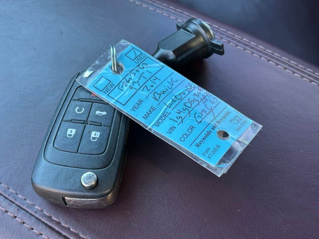 Used 2014 Buick LaCrosse Premium w/ Ultra Luxury Package FWD image 61