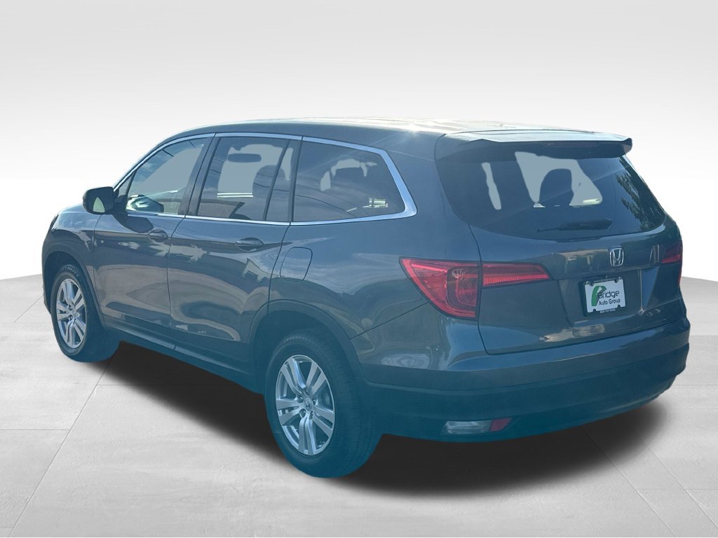 Used 2016 Honda Pilot LX image 6