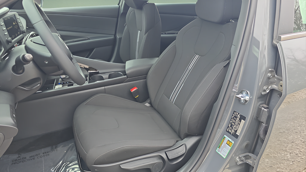 New 2026 Hyundai Elantra SEL Sport Premium FWD image 21