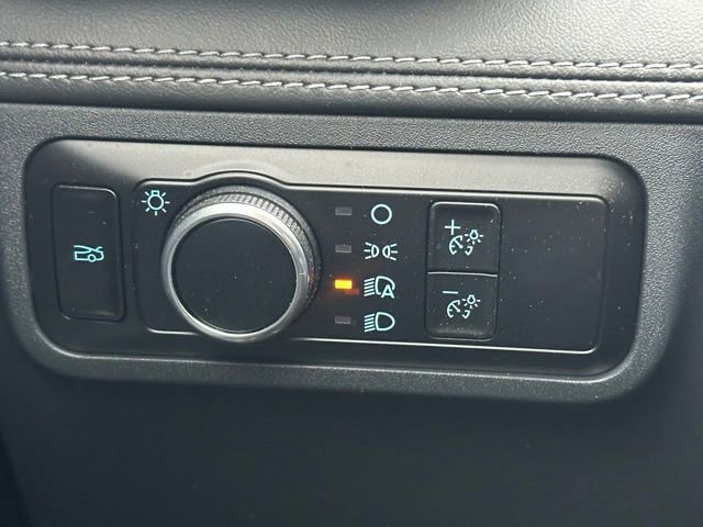 Used 2024 Ford Mustang Premium RWD image 17