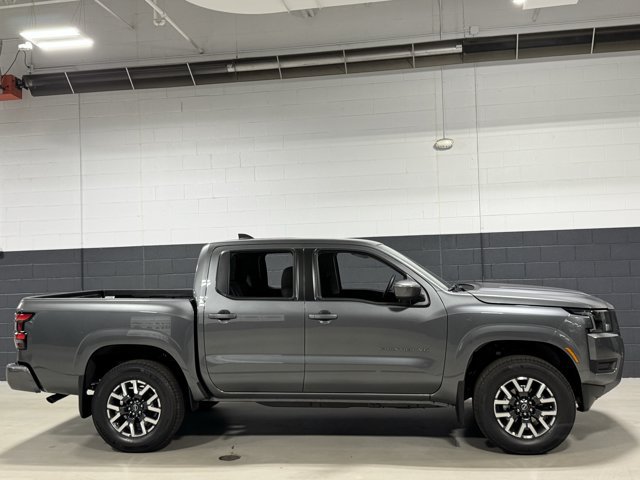 New 2027 Nissan Frontier SV AWD/4WD image 3