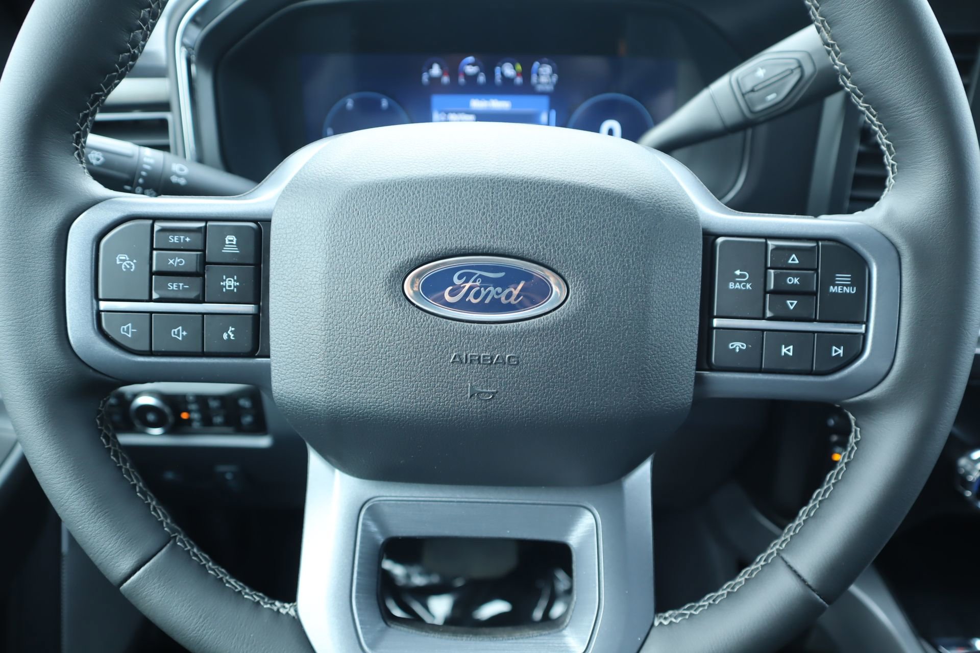 New 2026 Ford F250 Lariat AWD/4WD image 3