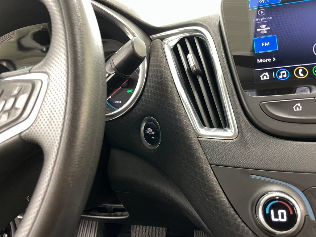Certified 2021 Chevrolet Malibu LT FWD image 22