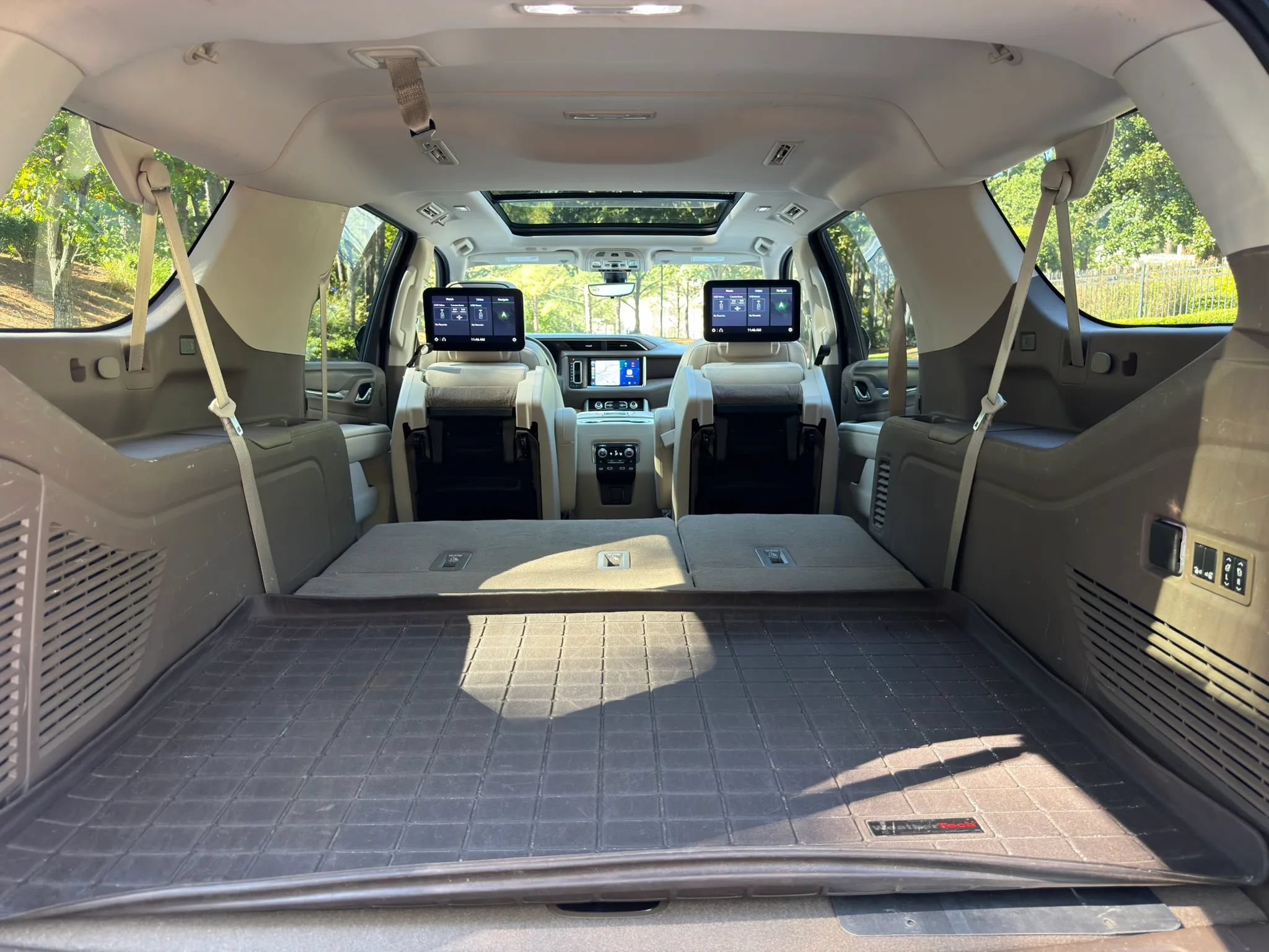 Used 2021 GMC Yukon XL Denali w/ Denali Premium Package RWD image 41