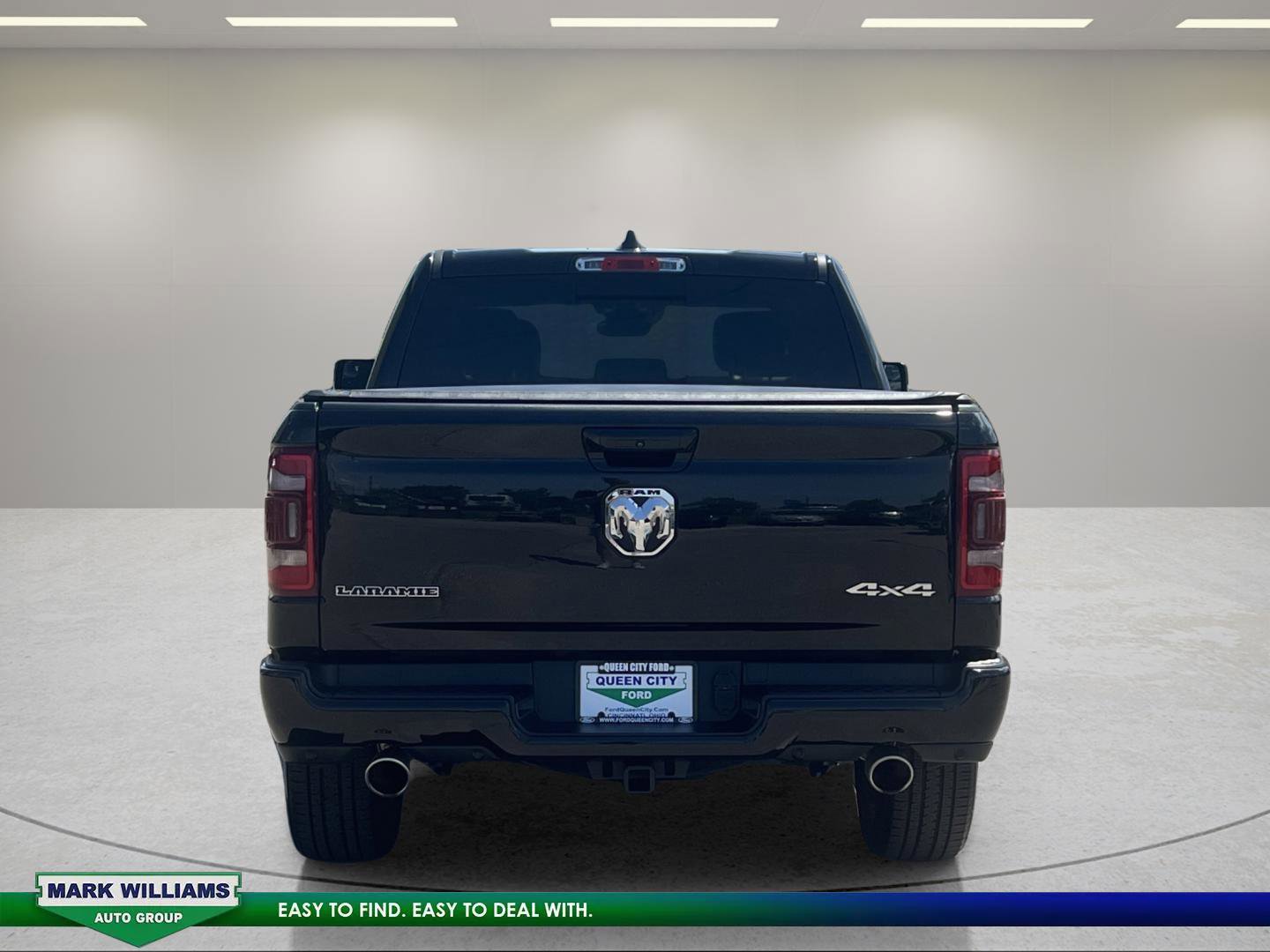Used 2023 RAM 1500 Laramie AWD/4WD image 4