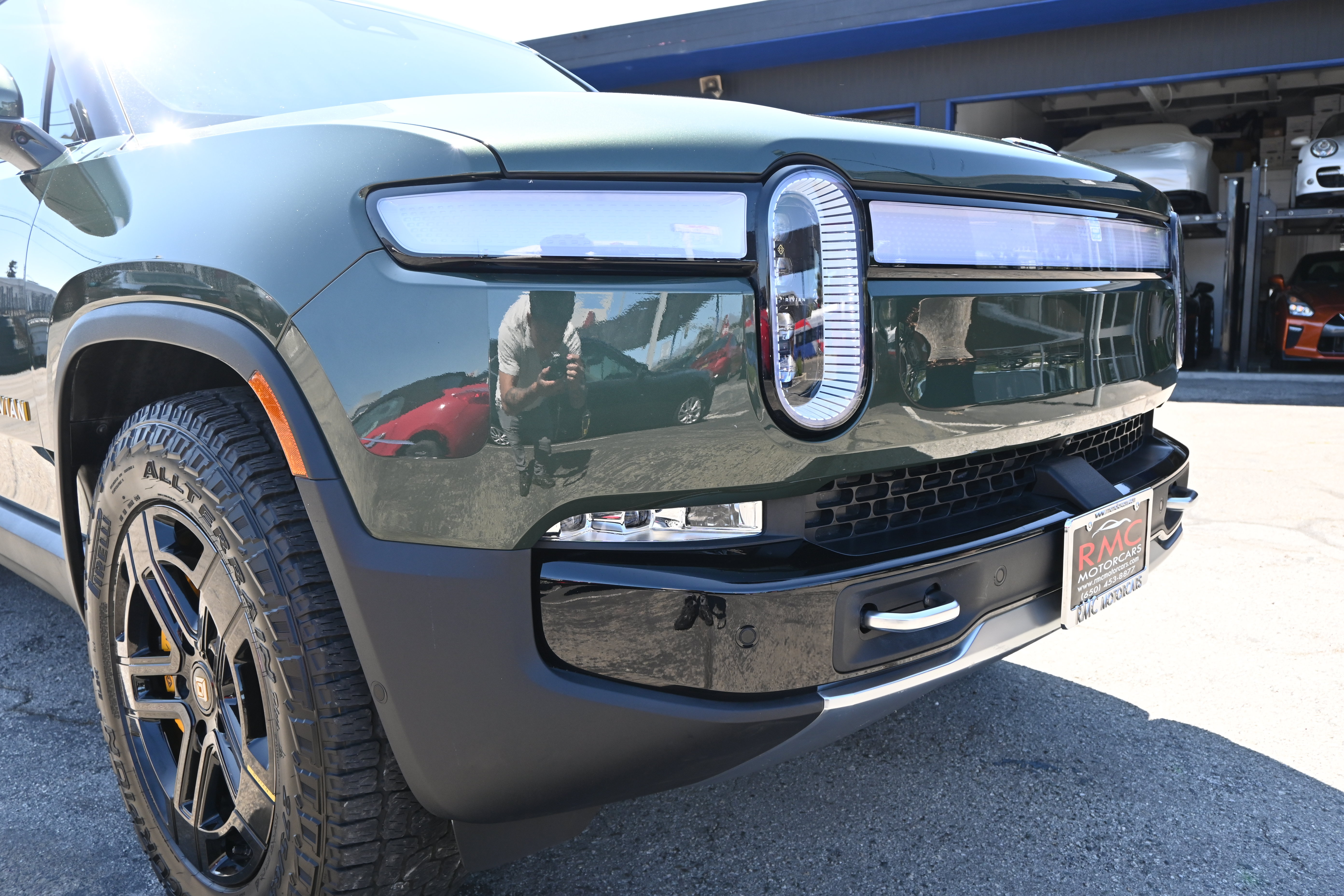 Used 2023 Rivian R1S Adventure AWD/4WD image 21