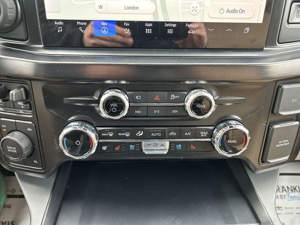 New 2026 Ford F250 Lariat w/ Lariat Premium Package image 25